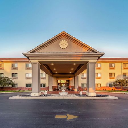 Quality Inn & Suites Hannibal Ngoại thất bức ảnh