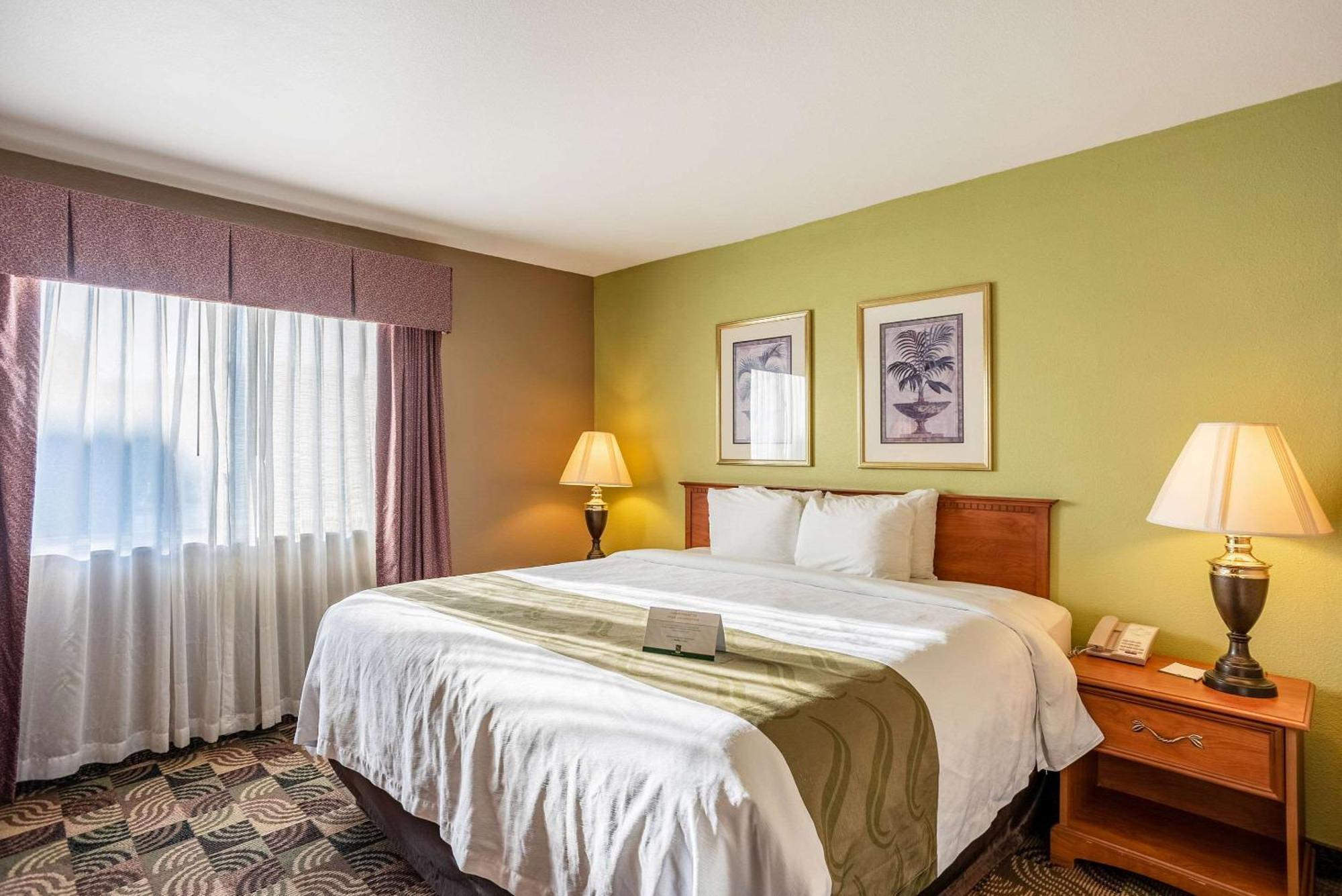 Quality Inn & Suites Hannibal Ngoại thất bức ảnh