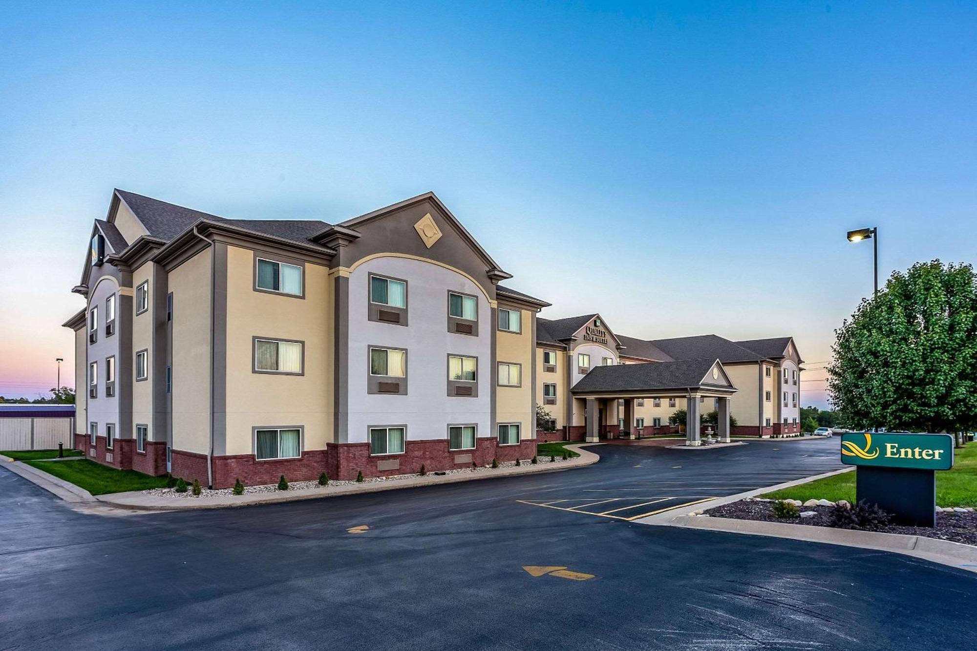 Quality Inn & Suites Hannibal Ngoại thất bức ảnh
