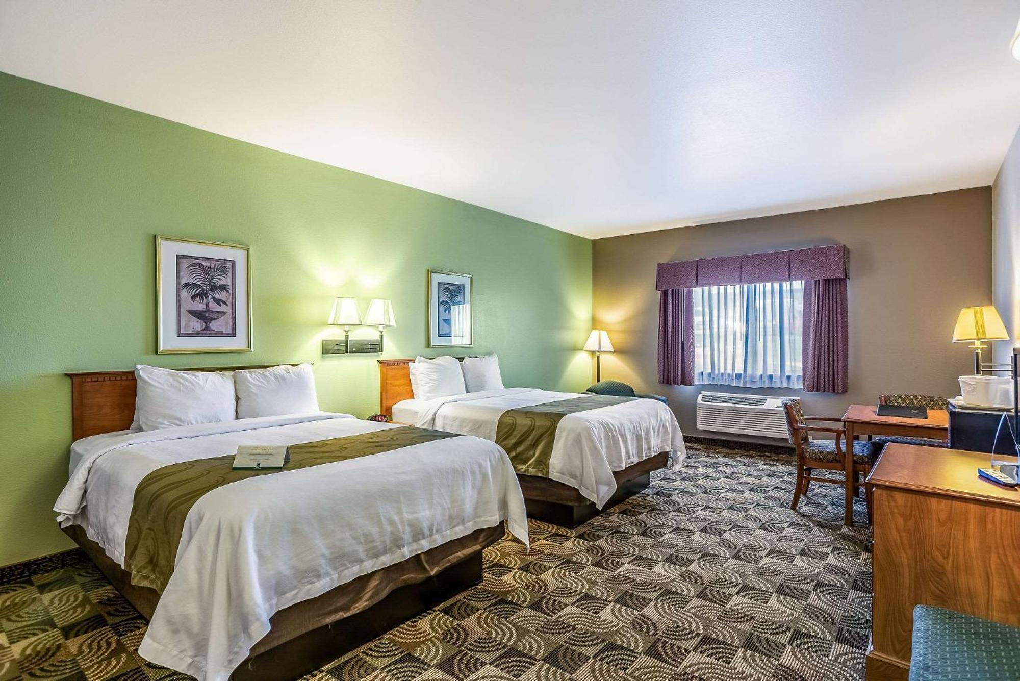 Quality Inn & Suites Hannibal Ngoại thất bức ảnh
