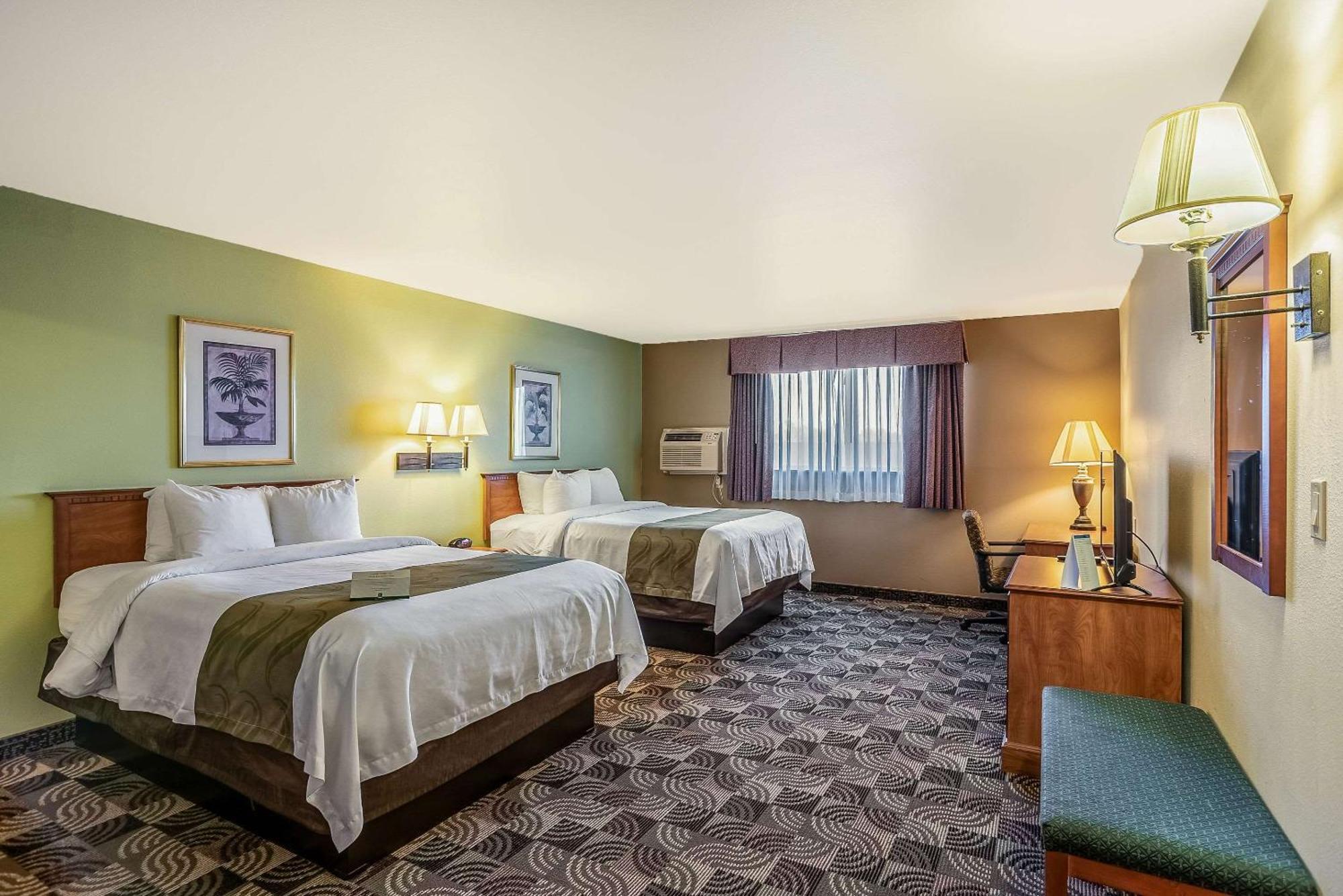 Quality Inn & Suites Hannibal Ngoại thất bức ảnh