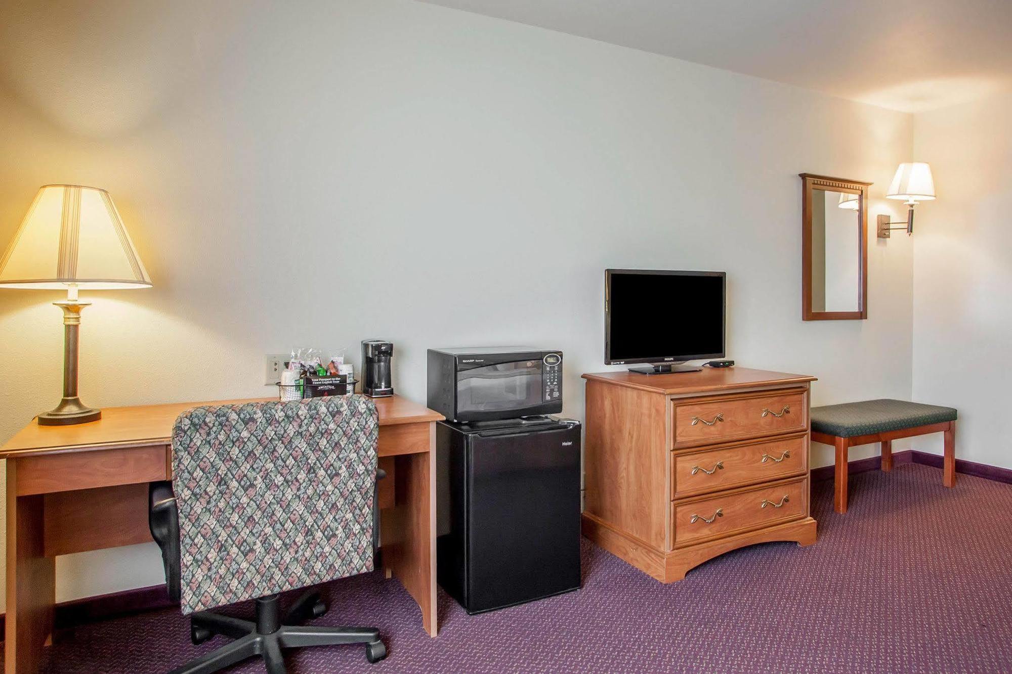 Quality Inn & Suites Hannibal Ngoại thất bức ảnh