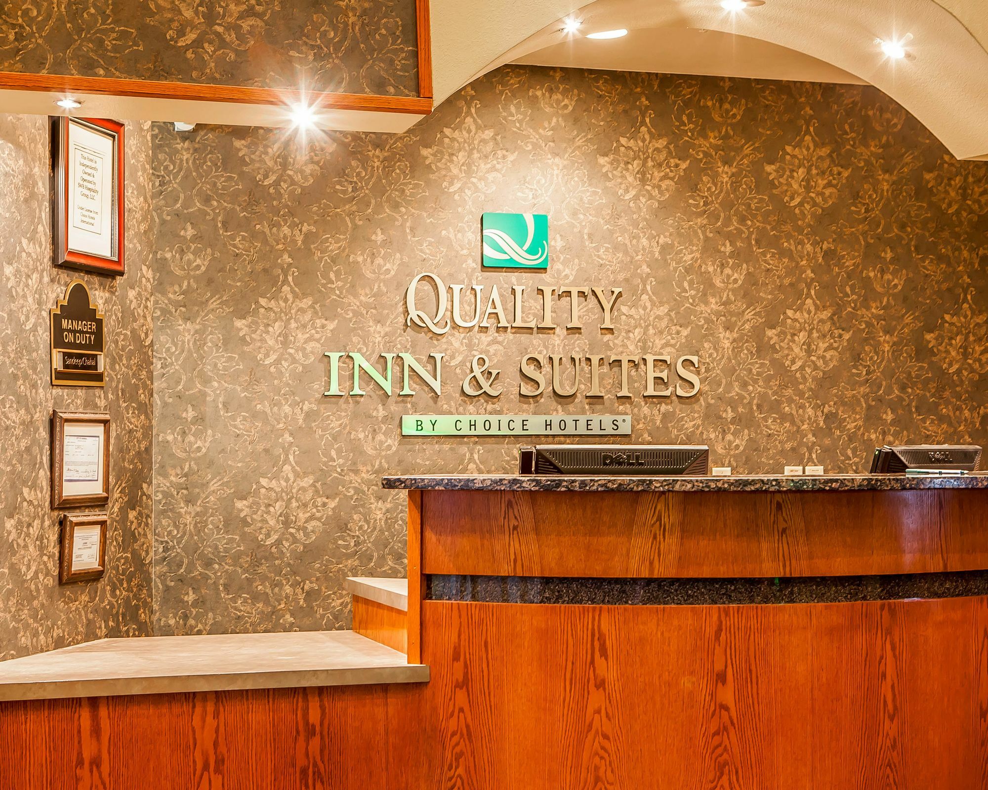 Quality Inn & Suites Hannibal Ngoại thất bức ảnh